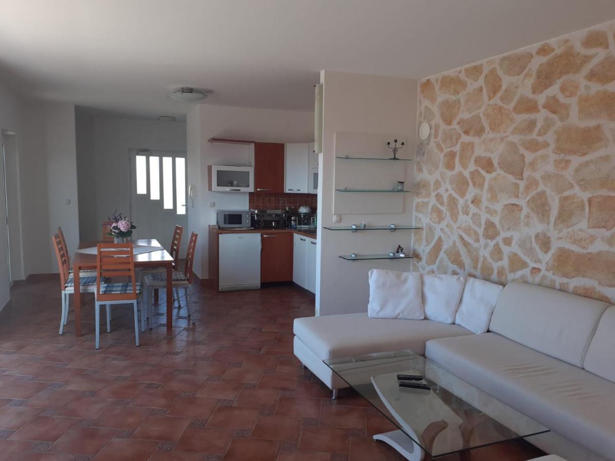 Apartments Ilicic Супетар Екстериор снимка
