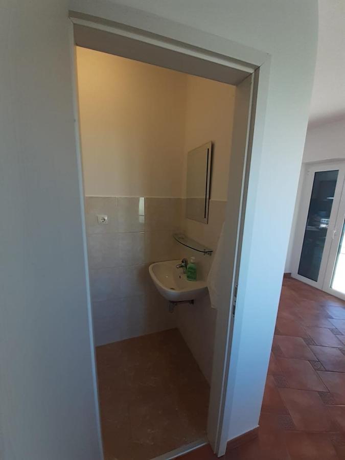 Apartments Ilicic Супетар Екстериор снимка