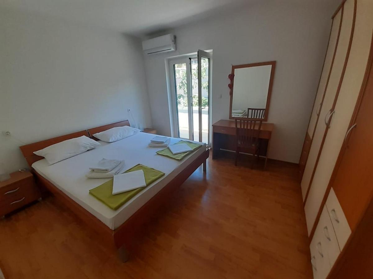 Apartments Ilicic Супетар Екстериор снимка