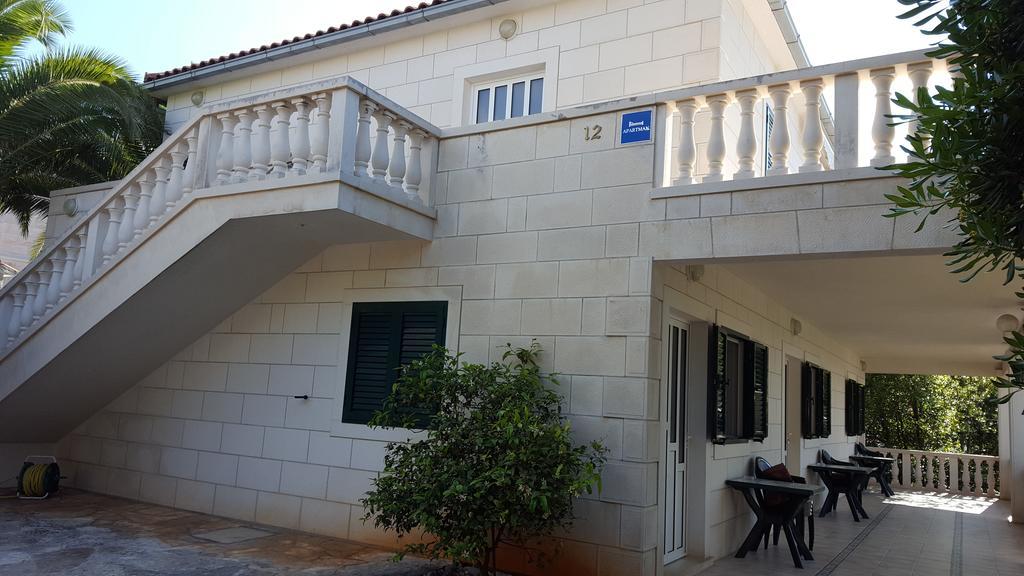 Apartments Ilicic Супетар Екстериор снимка