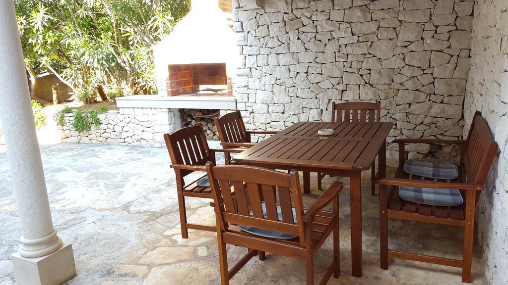 Apartments Ilicic Супетар Екстериор снимка